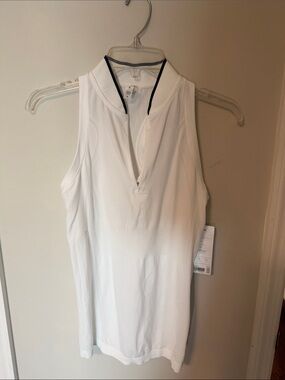 Athleta White Sleeveless Zip-Front Tank with Navy Trim